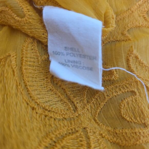 Forever That Girl Yellow Embroidered Victorian Blouse Pearl Buttons Sz Small - Picture 7 of 8